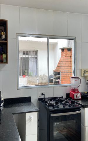 Casa à venda com 180m², 3 quartos e 2 vagas