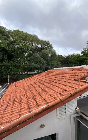 Casa à venda com 180m², 3 quartos e 2 vagas