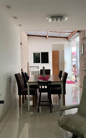 Casa à venda com 180m², 3 quartos e 2 vagas