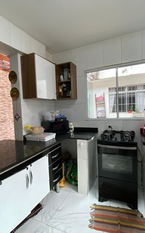 Casa à venda com 180m², 3 quartos e 2 vagas