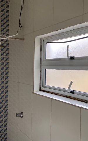 Casa à venda com 180m², 3 quartos e 2 vagas
