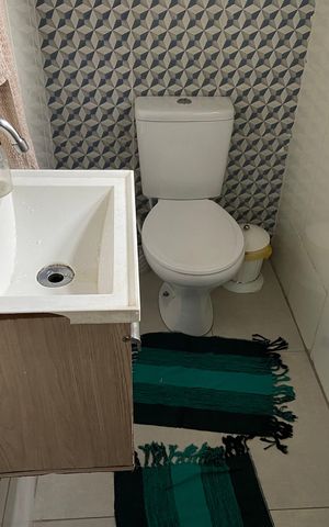 Casa à venda com 180m², 3 quartos e 2 vagas