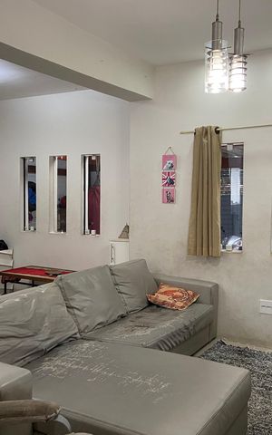 Casa à venda com 180m², 3 quartos e 2 vagas