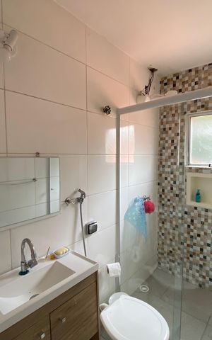Casa à venda com 180m², 3 quartos e 2 vagas