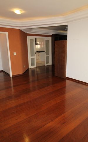 Apartamento para alugar com 186m², 4 quartos e 3 vagasSala