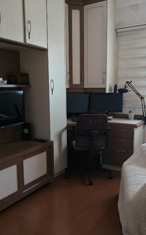 Apartamento à venda com 85m², 2 quartos e 2 vagas Apartamento à venda com 85m², 2 quartos e 2 vagasQuarto