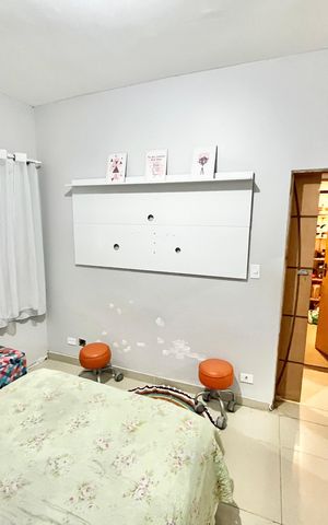 Casa à venda com 180m², 4 quartos e 2 vagas Casa à venda com 180m², 4 quartos e 2 vagasQuarto 1 Suíte