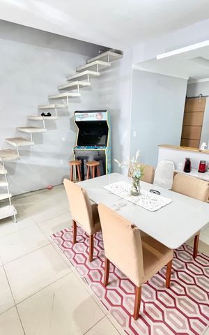 Casa à venda com 180m², 4 quartos e 2 vagas Casa à venda com 180m², 4 quartos e 2 vagasSala/Cozinha