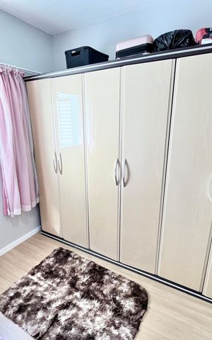 Casa à venda com 180m², 4 quartos e 2 vagas Casa à venda com 180m², 4 quartos e 2 vagasQuarto 4