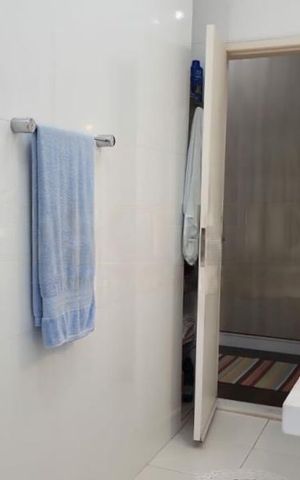 Casa à venda com 250m², 3 quartos e 4 vagas