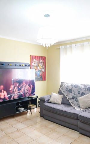 Casa à venda com 120m², 3 quartos e 2 vagasSala