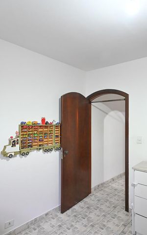 Casa à venda com 125m², 3 quartos e 2 vagasQuarto 1