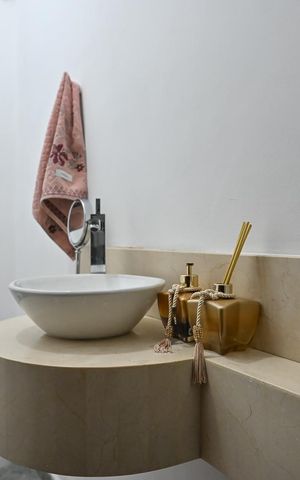 Casa à venda com 125m², 3 quartos e 2 vagasLavabo