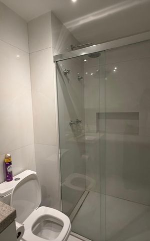 Studio à venda com 26m², 1 quarto e sem vaga Studio à venda com 26m², 1 quarto e sem vagaBanheiro