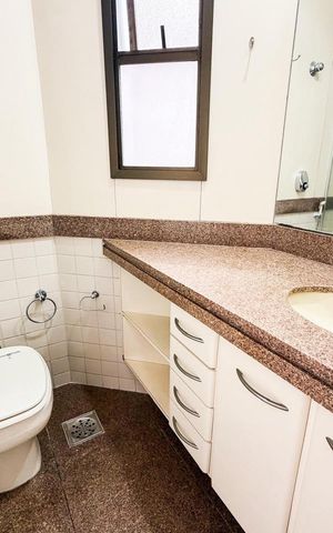 Apartamento para alugar com 130m², 3 quartos e 3 vagasBanheiro