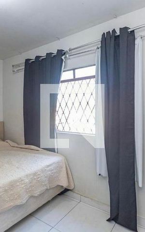 Casa à venda com 200m², 4 quartos e 5 vagasQuarto