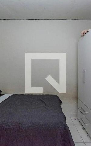 Casa à venda com 200m², 4 quartos e 5 vagasQuarto