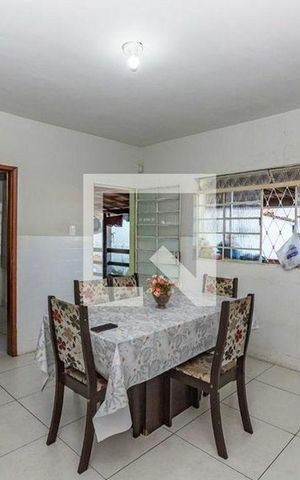 Casa à venda com 200m², 4 quartos e 5 vagasCozinha