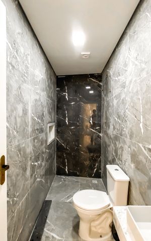 Casa à venda com 118m², 3 quartos e 4 vagasBanheiro 