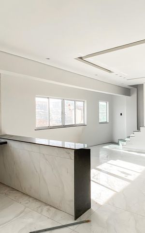 Casa à venda com 118m², 3 quartos e 4 vagasSala/cozinha 