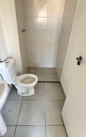 Apartamento para alugar com 38m², 2 quartos e sem vagaBanheiro