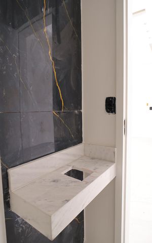 Casa à venda com 118m², 3 quartos e 4 vagasLavabo