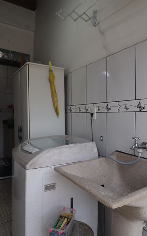 Casa à venda com 156m², 2 quartos e 2 vagasÁrea de Serviço