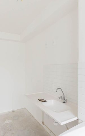 Apartamento à venda com 46m², 2 quartos e sem vagaCozinha e Área de Serviço