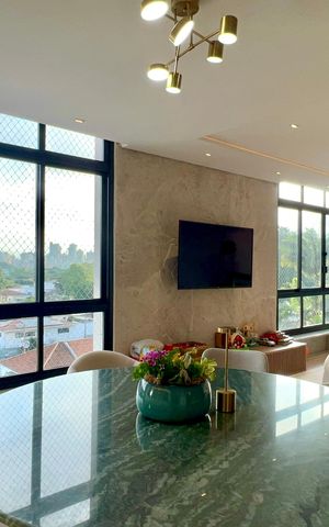 Apartamento para alugar com 180m², 3 quartos e 1 vaga Apartamento para alugar com 180m², 3 quartos e 1 vagaSala de Jantar