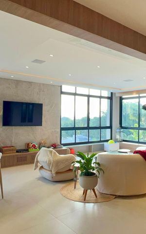 Apartamento para alugar com 180m², 3 quartos e 1 vaga Apartamento para alugar com 180m², 3 quartos e 1 vagaEntrada