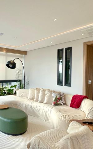 Apartamento para alugar com 180m², 3 quartos e 1 vaga Apartamento para alugar com 180m², 3 quartos e 1 vagaSala de TV