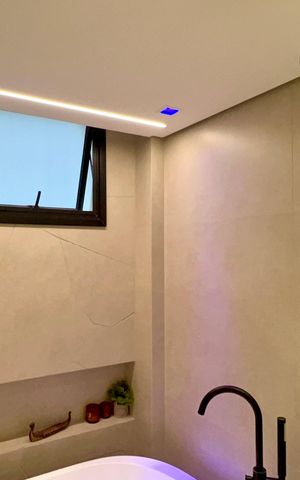 Apartamento para alugar com 180m², 3 quartos e 1 vaga Apartamento para alugar com 180m², 3 quartos e 1 vagaBanheiro da Suíte