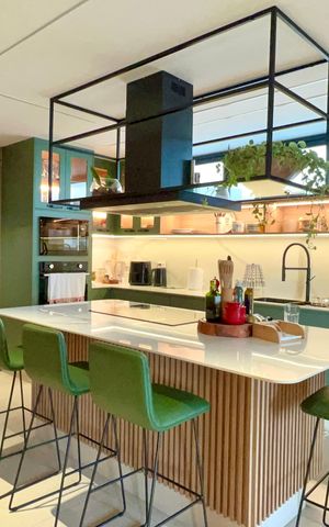 Apartamento para alugar com 180m², 3 quartos e 1 vaga Apartamento para alugar com 180m², 3 quartos e 1 vagaCozinha