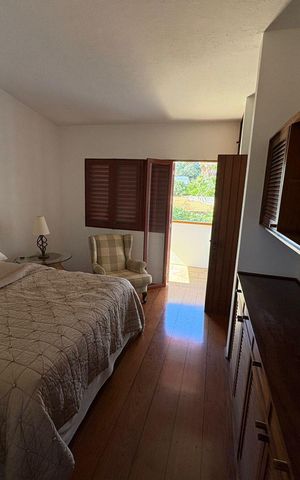 Casa à venda com 608m², 4 quartos e 4 vagas Casa à venda com 608m², 4 quartos e 4 vagasQuarto