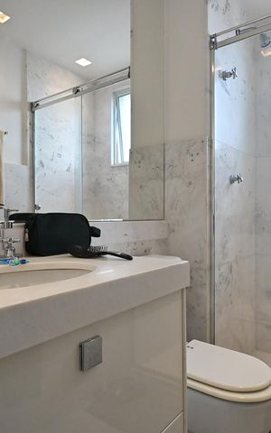 Apartamento à venda com 260m², 3 quartos e 4 vagasBanheiro 1 da  Suíte 1