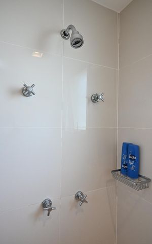 Apartamento à venda com 260m², 3 quartos e 4 vagasBanheiro da Suíte  3