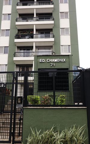 Apartamento para alugar com 65m², 2 quartos e 1 vagaFachada