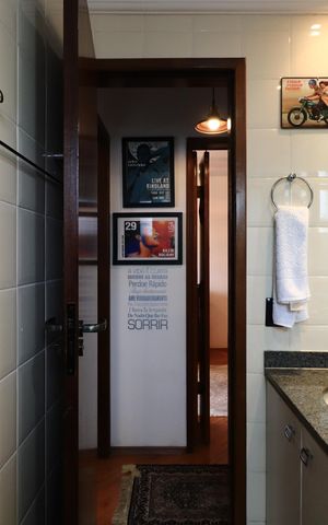 Apartamento para alugar com 65m², 2 quartos e 1 vagaBanheiro