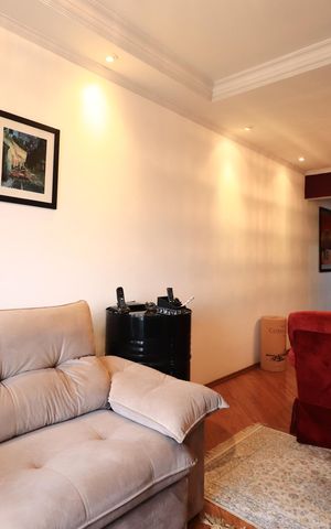 Apartamento para alugar com 65m², 2 quartos e 1 vagaSala