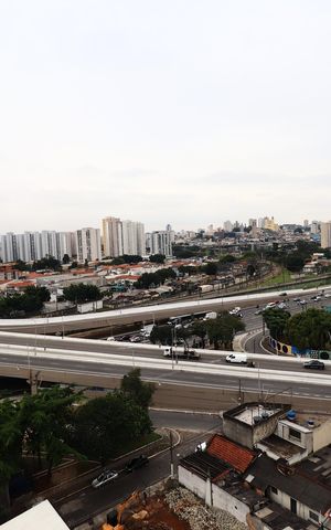Apartamento para alugar com 65m², 2 quartos e 1 vagaSacada
