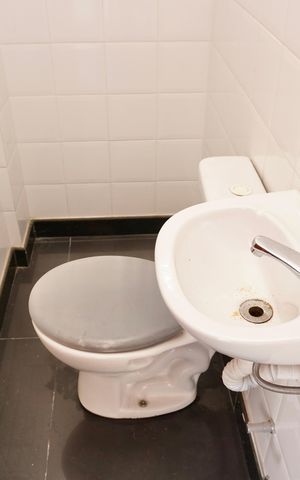 Apartamento à venda com 160m², 3 quartos e 3 vagas Apartamento à venda com 160m², 3 quartos e 3 vagasÁrea de Serviço