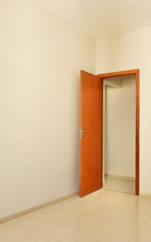 Apartamento à venda com 160m², 3 quartos e 3 vagas Apartamento à venda com 160m², 3 quartos e 3 vagasSuíte