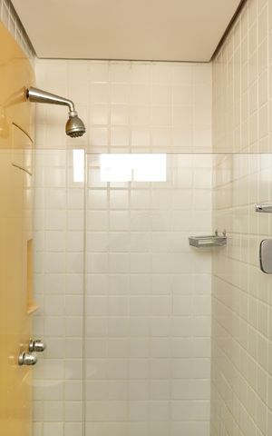 Apartamento à venda com 160m², 3 quartos e 3 vagas Apartamento à venda com 160m², 3 quartos e 3 vagasSuíte - Banheiro