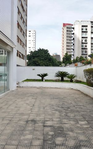 Apartamento à venda com 160m², 3 quartos e 3 vagas Apartamento à venda com 160m², 3 quartos e 3 vagasÁrea comum