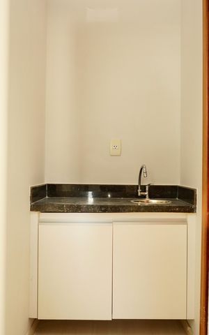 Apartamento à venda com 160m², 3 quartos e 3 vagas Apartamento à venda com 160m², 3 quartos e 3 vagasSuíte - Banheiro