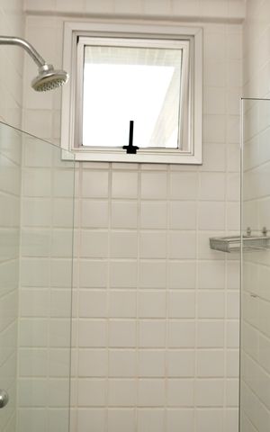 Apartamento à venda com 160m², 3 quartos e 3 vagas Apartamento à venda com 160m², 3 quartos e 3 vagasBanheiro Social