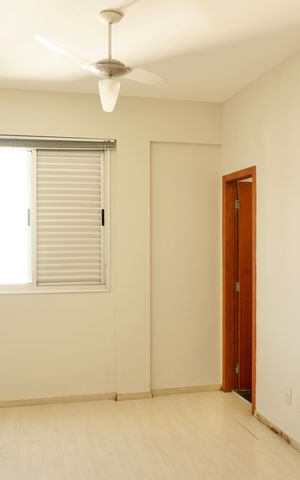 Apartamento à venda com 160m², 3 quartos e 3 vagas Apartamento à venda com 160m², 3 quartos e 3 vagasSuíte