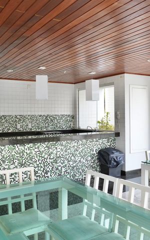 Apartamento à venda com 160m², 3 quartos e 3 vagas Apartamento à venda com 160m², 3 quartos e 3 vagasÁrea comum - Área Gourmet