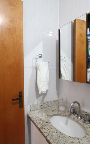 Apartamento à venda com 59m², 2 quartos e 1 vagaBanheiro