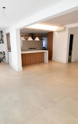 Apartamento à venda com 130m², 3 quartos e 3 vagasSala